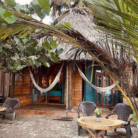 Chill And Surf Mendihuaca Hotel Guachaca Ngoại thất bức ảnh