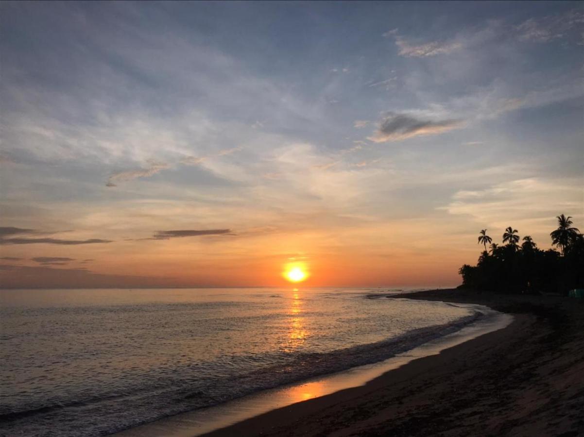 Chill And Surf Mendihuaca Hotel Guachaca Ngoại thất bức ảnh