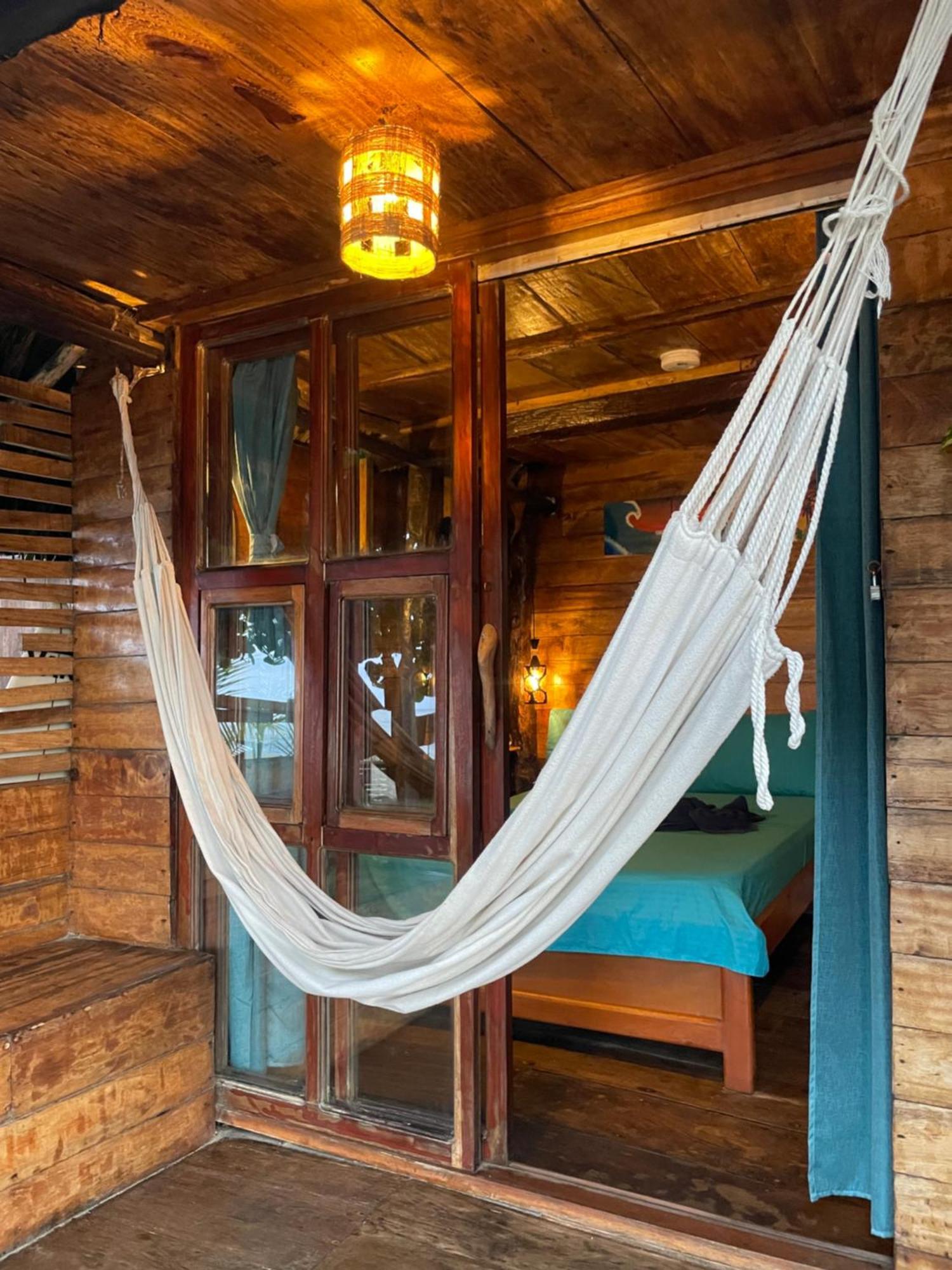 Chill And Surf Mendihuaca Hotel Guachaca Ngoại thất bức ảnh