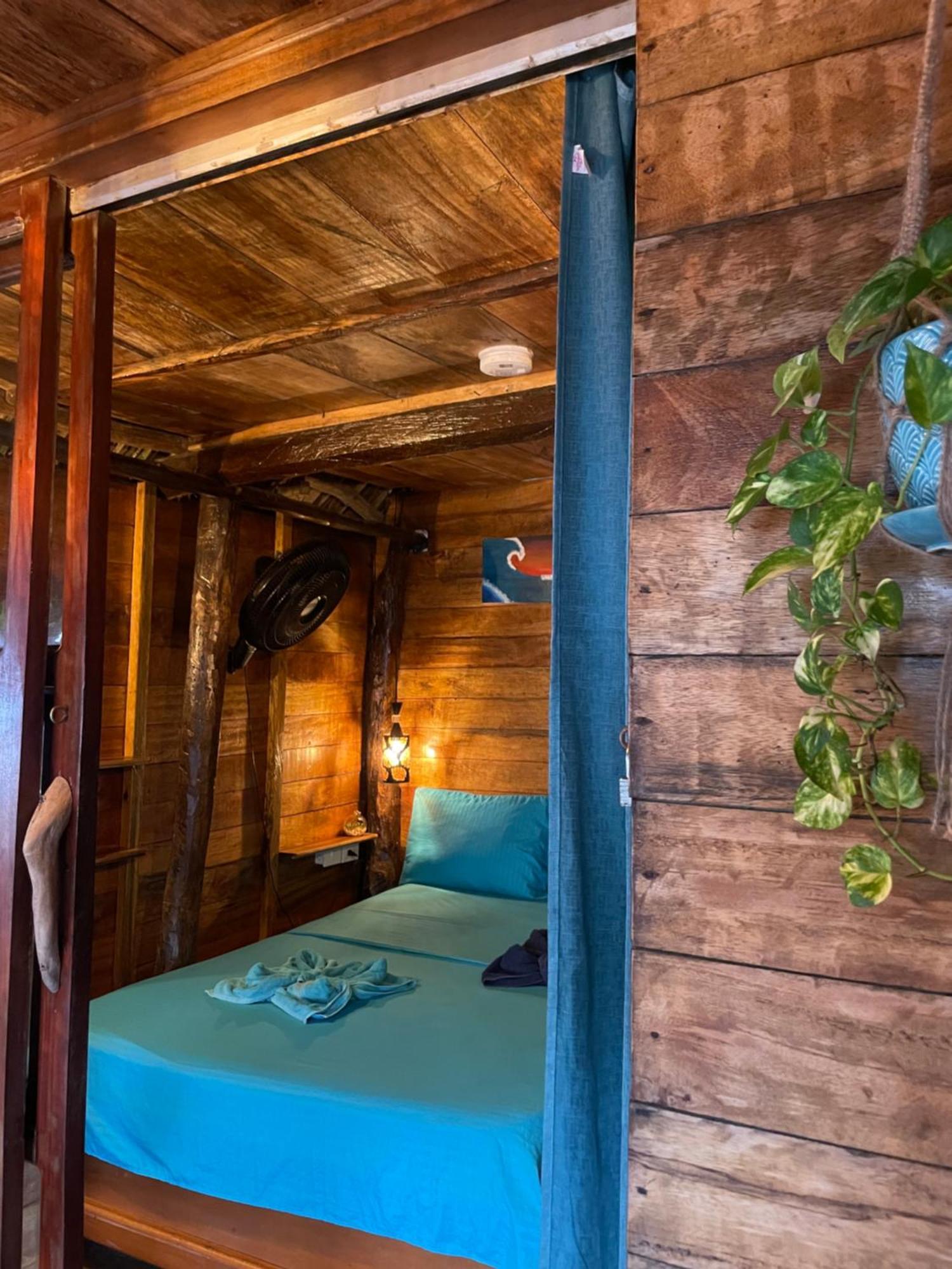 Chill And Surf Mendihuaca Hotel Guachaca Ngoại thất bức ảnh