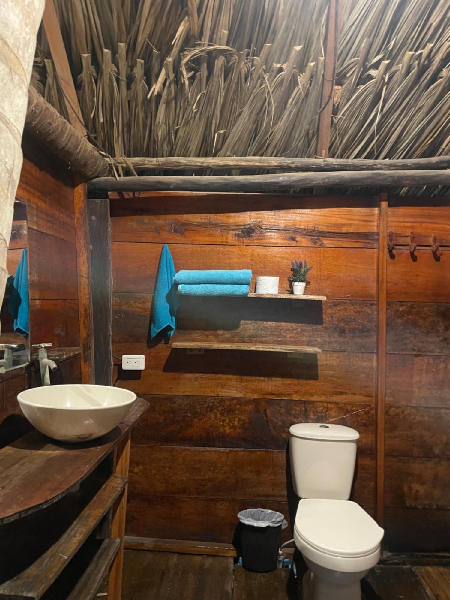 Chill And Surf Mendihuaca Hotel Guachaca Ngoại thất bức ảnh